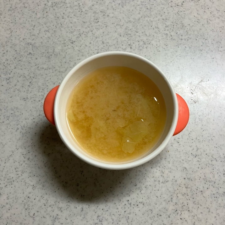 じゃがいもとキャベツのみそ汁
